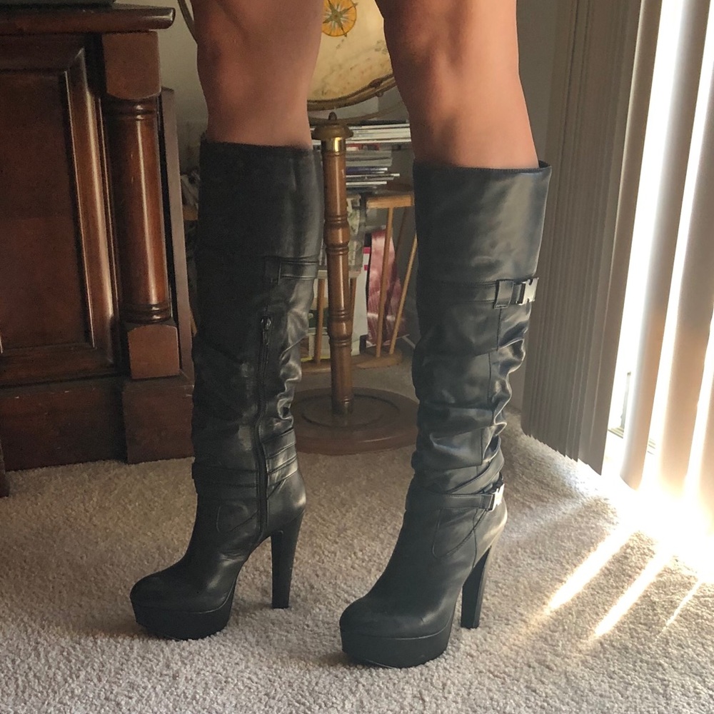 Jessica Simpson Knee-high boots